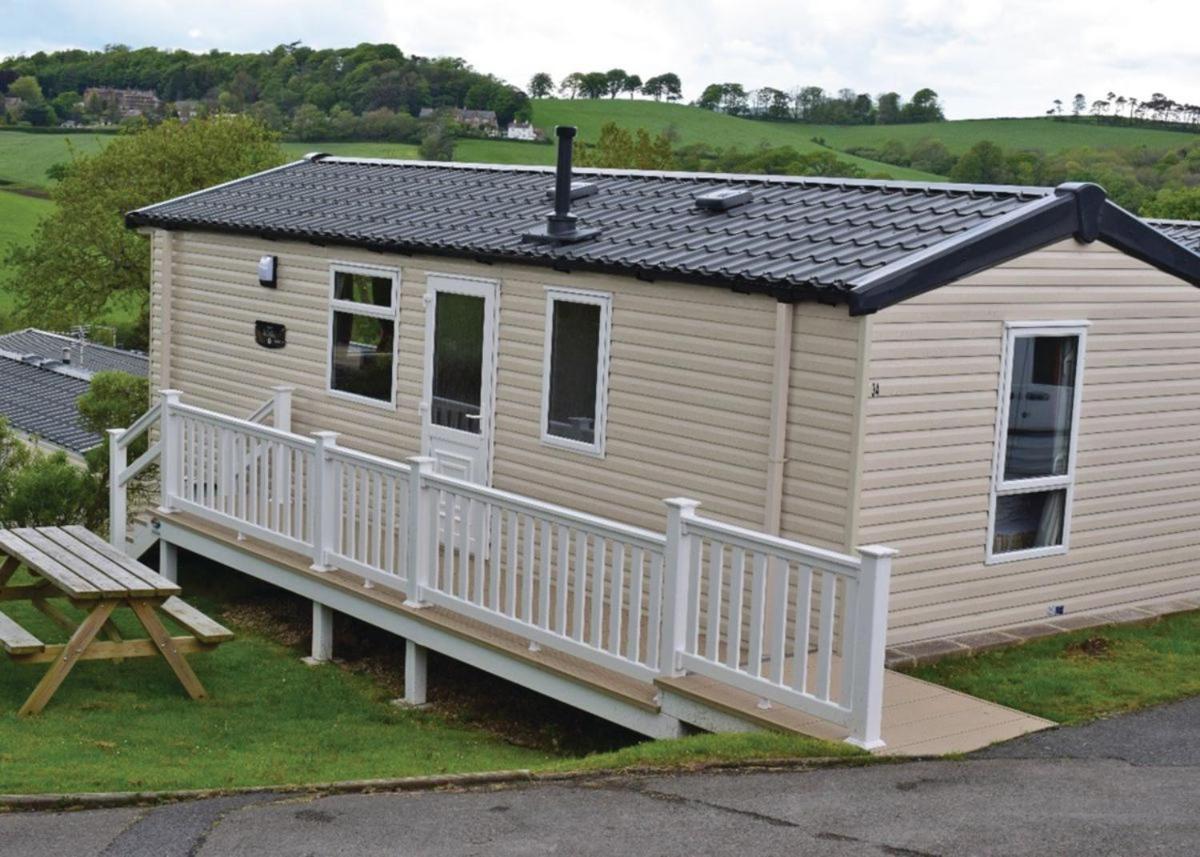 Newlands Park Hotell Charmouth Exteriör bild
